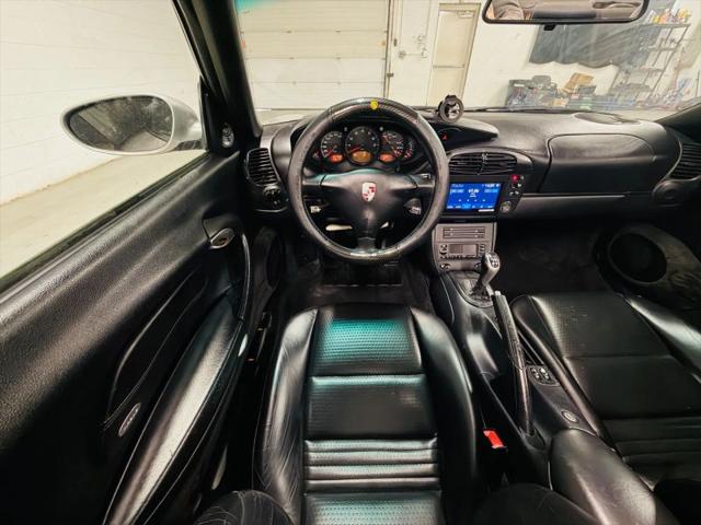 2001 Porsche 911 Carrera