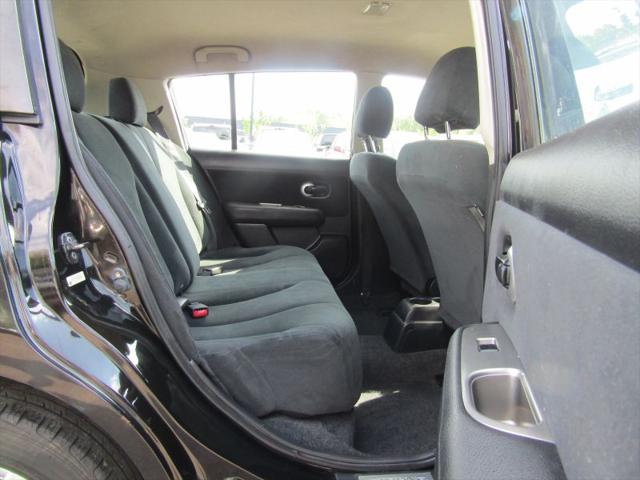 2012 Nissan Versa 1.8 S