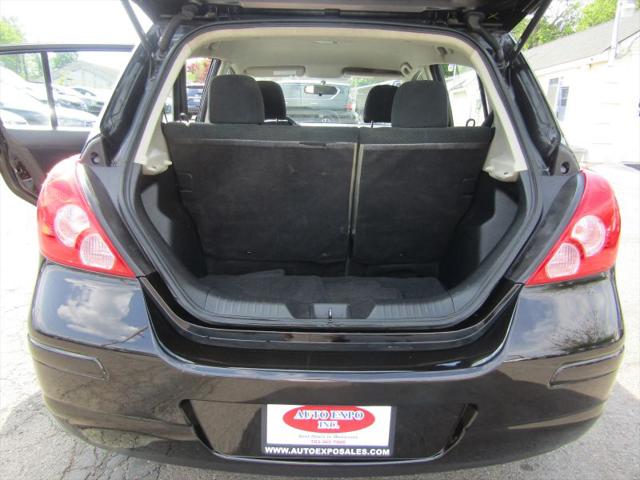 2012 Nissan Versa 1.8 S