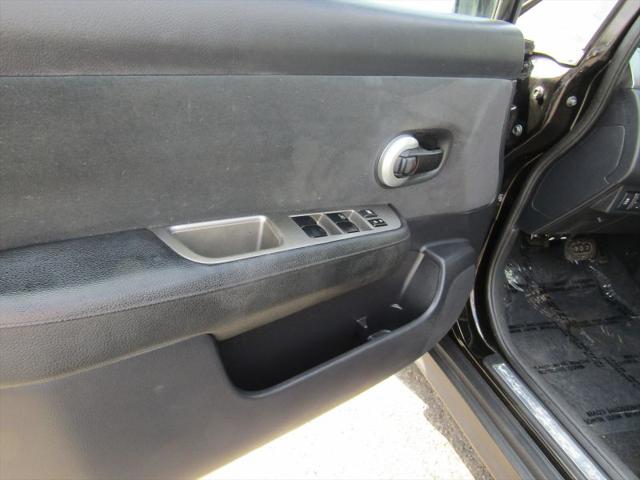 2012 Nissan Versa 1.8 S