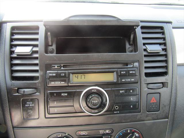 2012 Nissan Versa 1.8 S