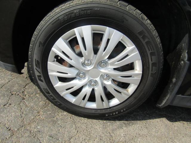 2012 Nissan Versa 1.8 S