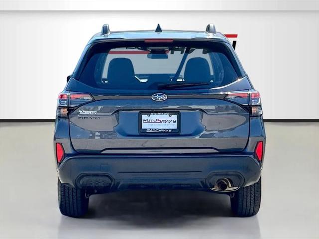 2025 Subaru Forester Base