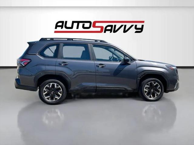 2025 Subaru Forester Base