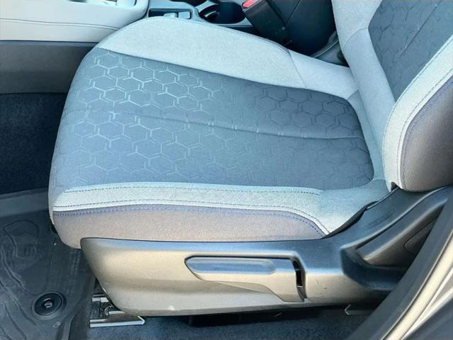 2025 Subaru Forester Base