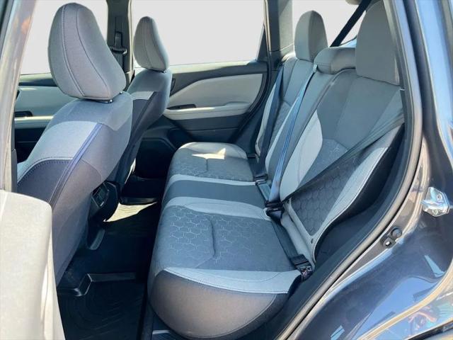 2025 Subaru Forester Base