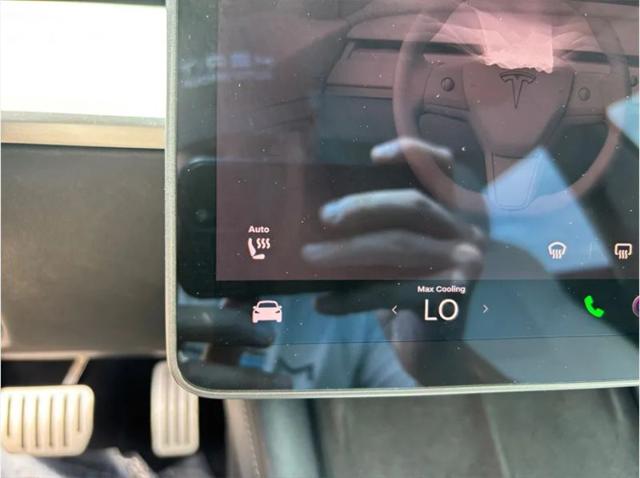 2021 Tesla Model 3 Standard Range Plus Rear-Wheel Drive