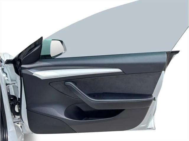 2021 Tesla Model 3 Standard Range Plus Rear-Wheel Drive