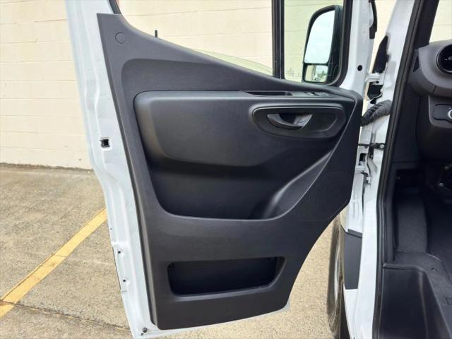 2023 Mercedes-Benz Sprinter 2500 High Roof 4-Cyl Diesel HO