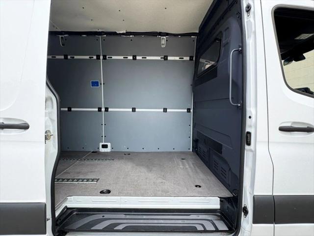 2023 Mercedes-Benz Sprinter 2500 High Roof 4-Cyl Diesel HO