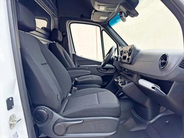 2023 Mercedes-Benz Sprinter 2500 High Roof 4-Cyl Diesel HO