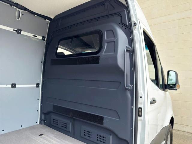 2023 Mercedes-Benz Sprinter 2500 High Roof 4-Cyl Diesel HO