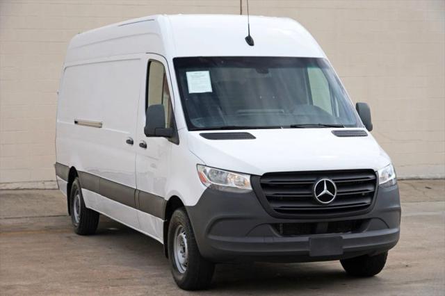 2023 Mercedes-Benz Sprinter 2500 High Roof 4-Cyl Diesel HO
