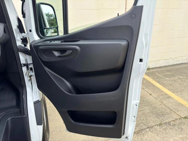 2023 Mercedes-Benz Sprinter 2500 High Roof 4-Cyl Diesel HO