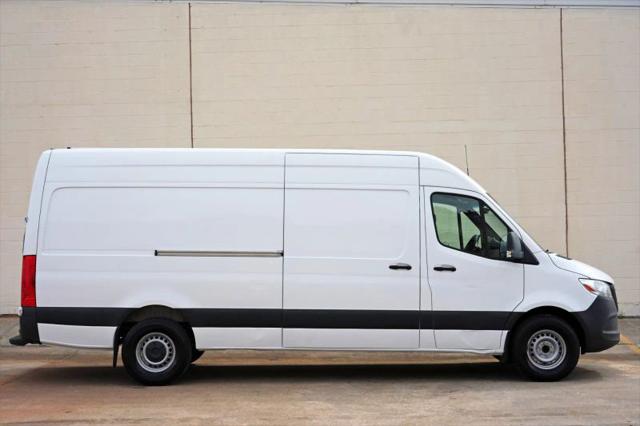2023 Mercedes-Benz Sprinter 2500 High Roof 4-Cyl Diesel HO