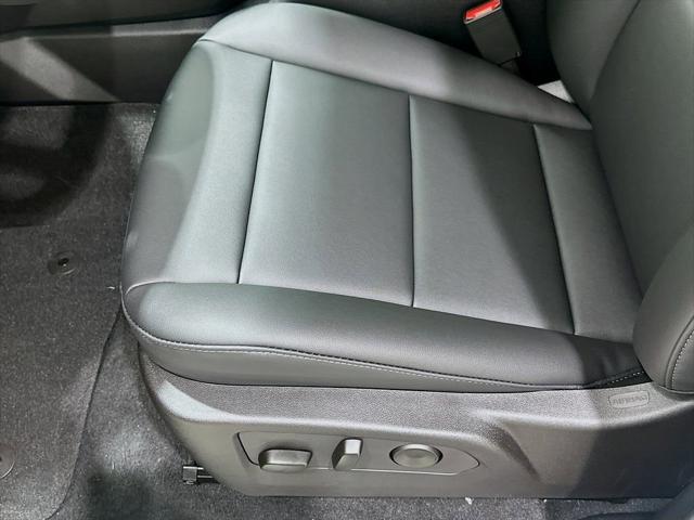 2026 GMC Canyon Elevation, RWD
