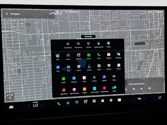 2023 Tesla Model X Standard Range