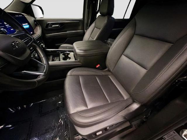 2025 Chevrolet Suburban 4WD Z71