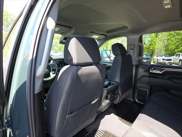 2026 Chevrolet Silverado 2500HD Crew Cab, Standard Bed, LT, 4WD