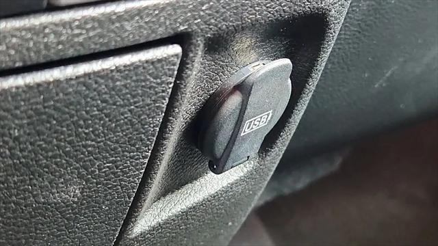 2024 Ram 1500 Classic SLT Quad Cab 4x4 6'4" Box