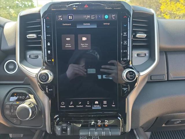 2026 Ram 1500 Big Horn Crew Cab 4x4 6'4" Box