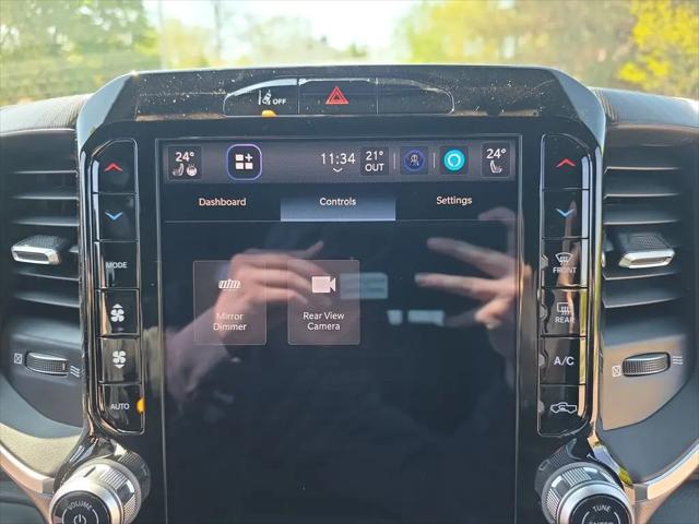 2026 Ram 1500 Big Horn Crew Cab 4x4 6'4" Box