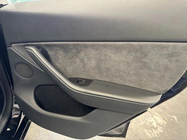 2023 Tesla Model Y RWD