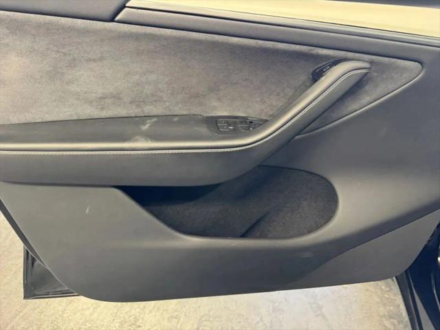 2023 Tesla Model Y RWD