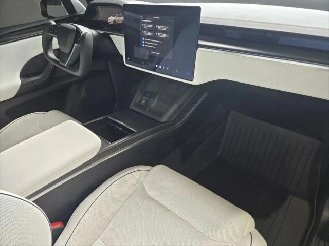 2023 Tesla Model X Plaid Tri Motor All-Wheel Drive