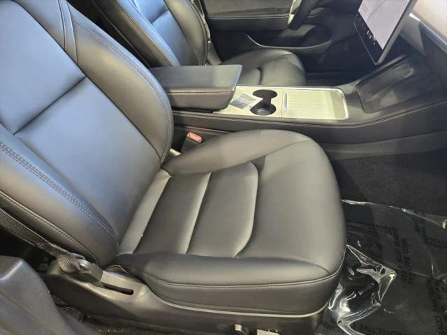 2022 Tesla Model 3 Rear-Wheel Drive