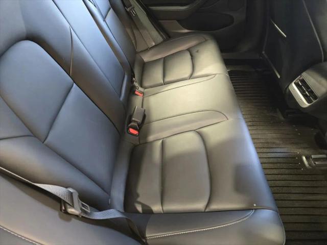 2022 Tesla Model 3 Rear-Wheel Drive