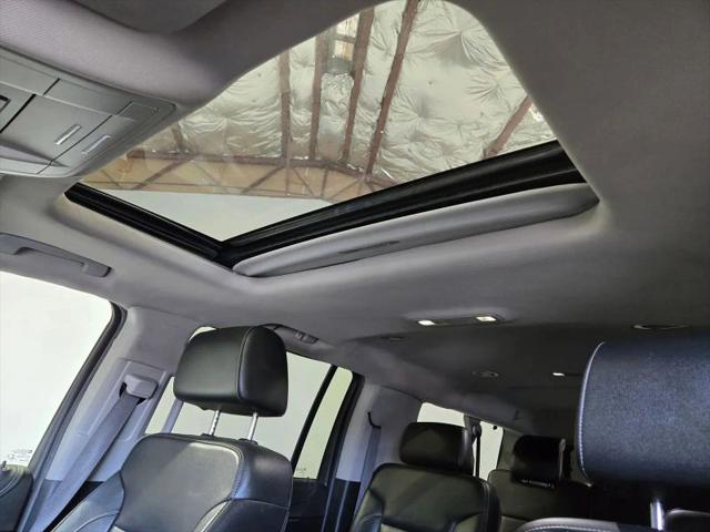 2020 Chevrolet Suburban 4WD LT