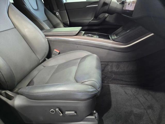 2025 Tesla Model X Long Range