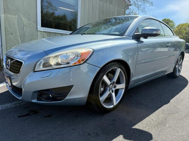 2011 Volvo C70 T5