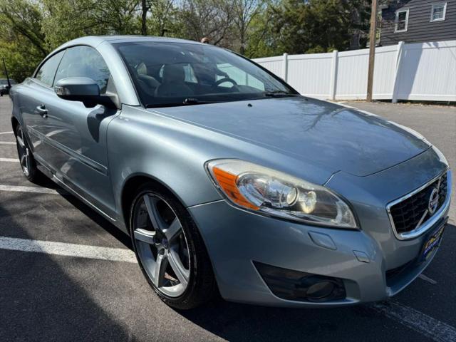 2011 Volvo C70 T5
