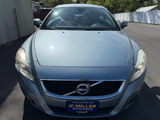2011 Volvo C70 T5