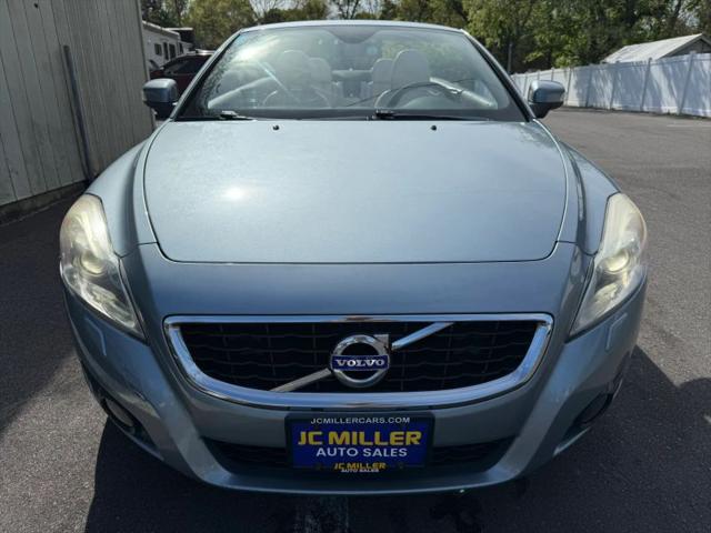 2011 Volvo C70 T5
