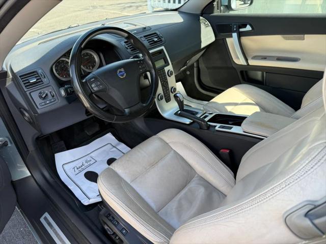 2011 Volvo C70 T5