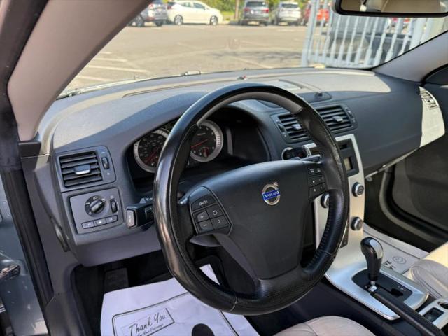 2011 Volvo C70 T5