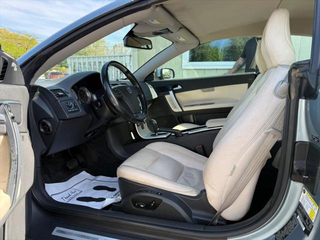 2011 Volvo C70 T5