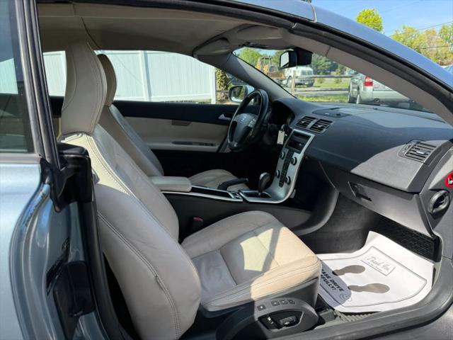 2011 Volvo C70 T5