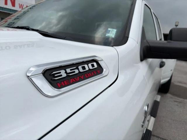 2019 Ram 3500 Tradesman Crew Cab 4x4 8' Box