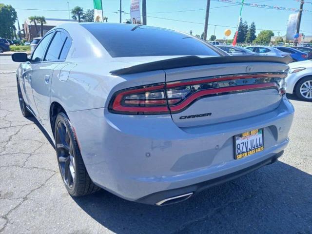 2021 Dodge Charger SXT RWD