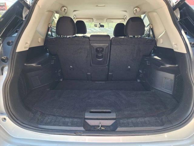 2017 Nissan Rogue SV