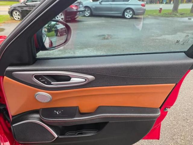 2017 Alfa Romeo Giulia Ti RWD