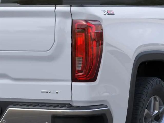 2026 GMC Sierra 1500 Crew Cab, Short Bed, SLT, 4WD