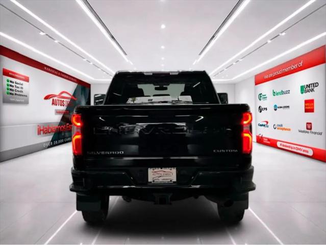 2020 Chevrolet Silverado 2500HD 4WD Crew Cab Standard Bed Custom