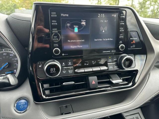2022 Toyota Highlander Hybrid XLE