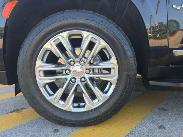 2021 GMC Yukon XL 2WD SLT