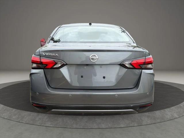 2020 Nissan Versa S Xtronic CVT